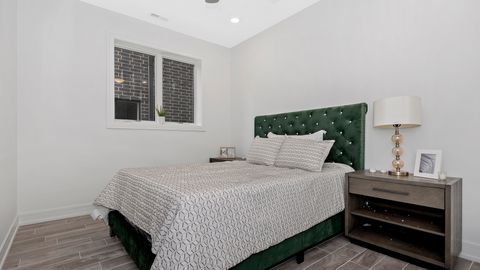 Tiny photo for 3918 S King Drive #1S, Chicago, IL 60653 (MLS # 12675931)