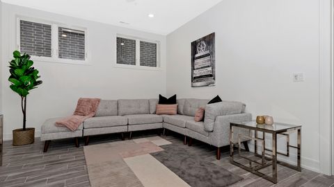Tiny photo for 3918 S King Drive #1S, Chicago, IL 60653 (MLS # 12675931)