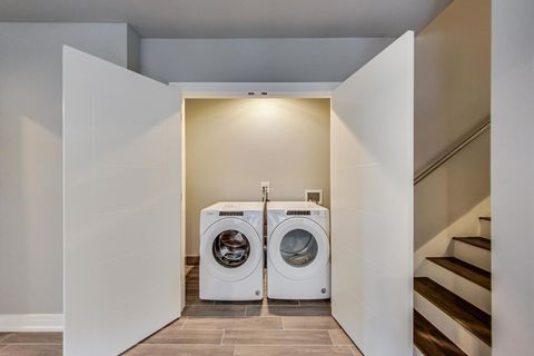 Tiny photo for 3918 S King Drive #1S, Chicago, IL 60653 (MLS # 12675931)