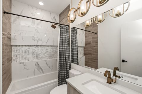 Tiny photo for 3918 S King Drive #1S, Chicago, IL 60653 (MLS # 12675931)