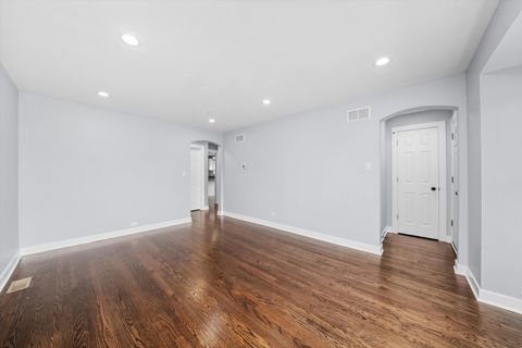 Tiny photo for 9043 S Luella Avenue, Chicago, IL 60617 (MLS # 12496093)