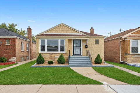 9043 S Luella Avenue Chicago IL 60617