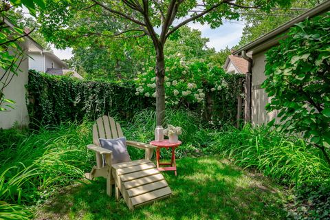 Tiny photo for 710 William Street, River Forest, IL 60305 (MLS # 12581579)