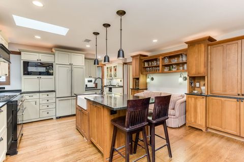 Tiny photo for 710 William Street, River Forest, IL 60305 (MLS # 12581579)