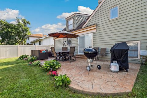 Tiny photo for 18024 Marlin Lane, Homewood, IL 60430 (MLS # 12493386)
