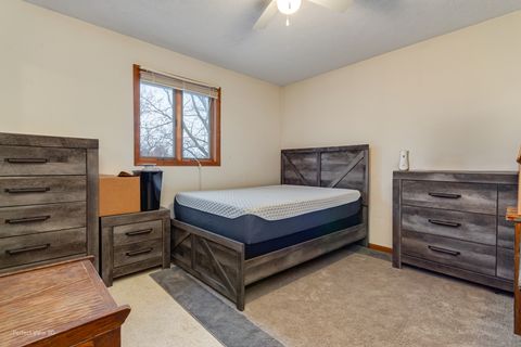 Tiny photo for 929 Lincoln Street, Minonk, IL 61760 (MLS # 12524548)