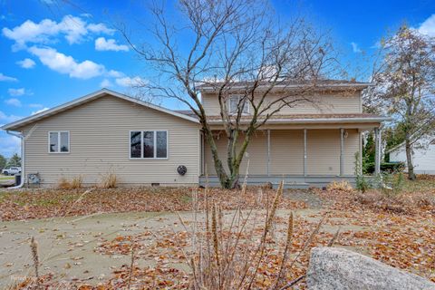Tiny photo for 929 Lincoln Street, Minonk, IL 61760 (MLS # 12524548)