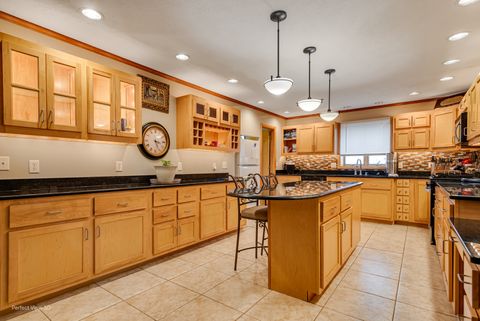 Tiny photo for 929 Lincoln Street, Minonk, IL 61760 (MLS # 12524548)