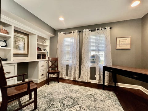Tiny photo for 3218 W 97th Street, Evergreen Park, IL 60805 (MLS # 12674531)