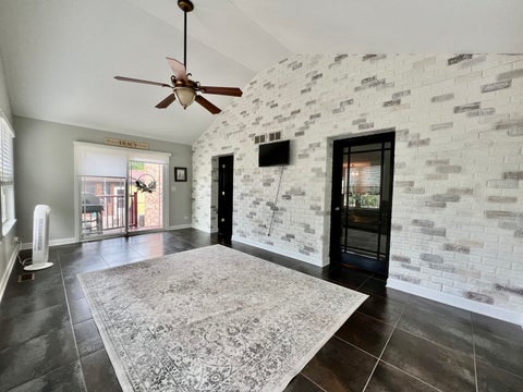 Tiny photo for 3218 W 97th Street, Evergreen Park, IL 60805 (MLS # 12674531)