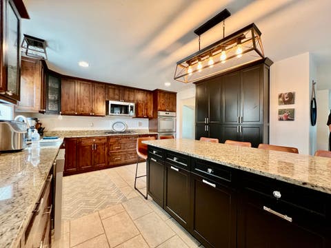 Tiny photo for 3218 W 97th Street, Evergreen Park, IL 60805 (MLS # 12674531)