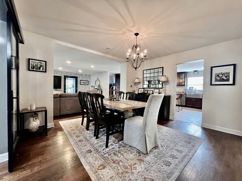 Tiny photo for 3218 W 97th Street, Evergreen Park, IL 60805 (MLS # 12674531)