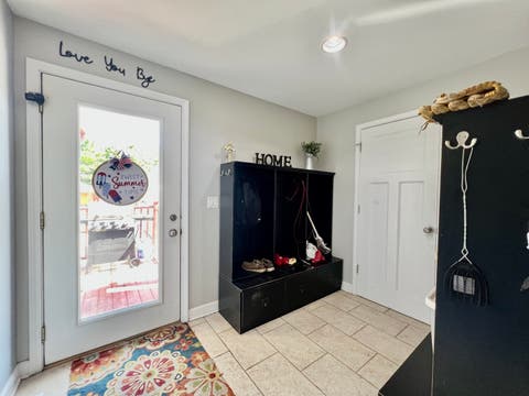 Tiny photo for 3218 W 97th Street, Evergreen Park, IL 60805 (MLS # 12674531)