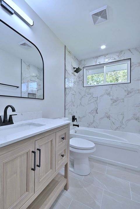 Tiny photo for 6938 Meadowbrook Lane, Hanover Park, IL 60133 (MLS # 12502536)