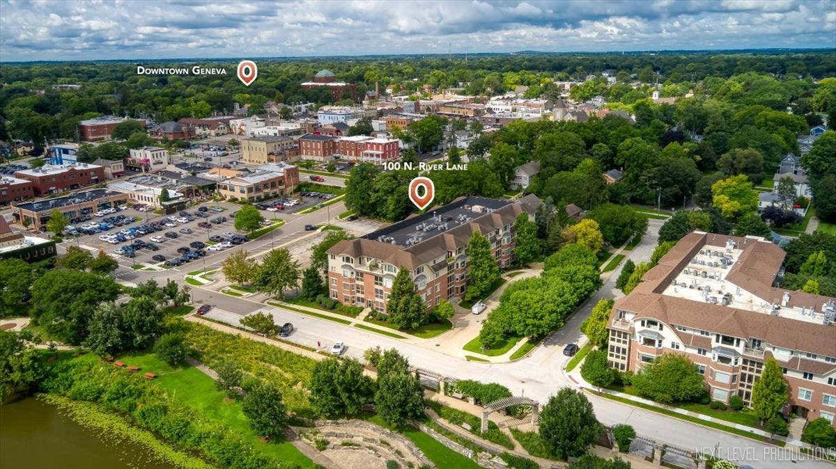 100 N River Lane 401