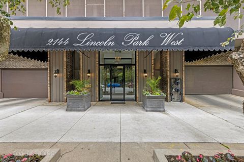 Photo of 2144 N Lincoln Park West #23B, Chicago, IL 60614 (MLS # 12581038)