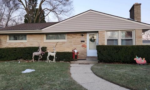 Photo of 2239 Walnut Street, Waukegan, IL 60087 (MLS # 12537368)