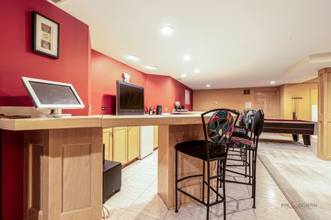 Tiny photo for 2755 Manu Court, Glenview, IL 60026 (MLS # 12620092)