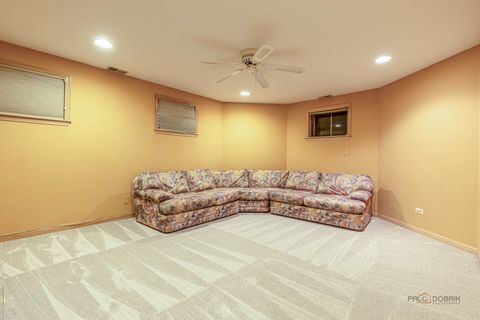 Tiny photo for 2755 Manu Court, Glenview, IL 60026 (MLS # 12620092)