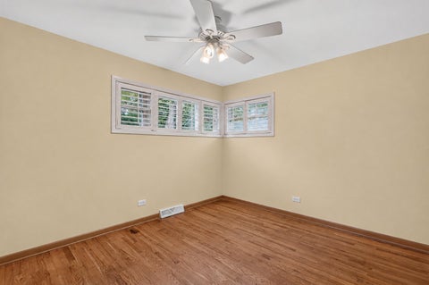 Tiny photo for 145 Dole Avenue, Crystal Lake, IL 60014 (MLS # 12737438)