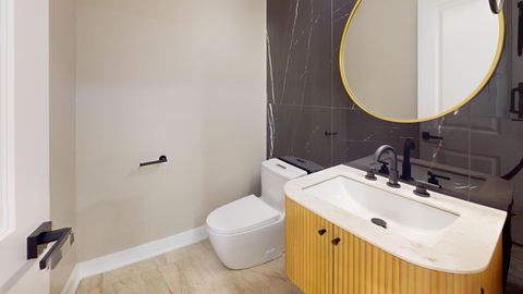 Tiny photo for 717 S 4th Avenue, Libertyville, IL 60048 (MLS # 12446302)