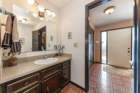 Tiny photo for 2021 Alschuler Drive, Aurora, IL 60506 (MLS # 12620942)