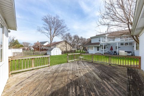 Tiny photo for 2021 Alschuler Drive, Aurora, IL 60506 (MLS # 12620942)