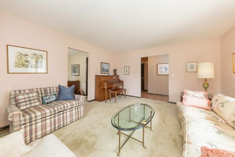 Tiny photo for 2021 Alschuler Drive, Aurora, IL 60506 (MLS # 12620942)