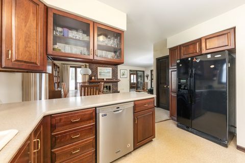 Tiny photo for 2021 Alschuler Drive, Aurora, IL 60506 (MLS # 12620942)