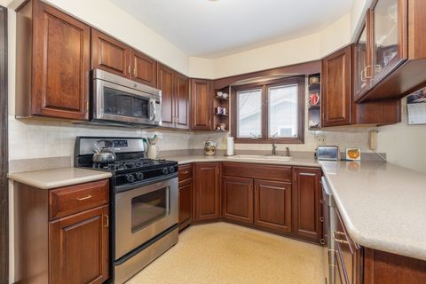 Tiny photo for 2021 Alschuler Drive, Aurora, IL 60506 (MLS # 12620942)