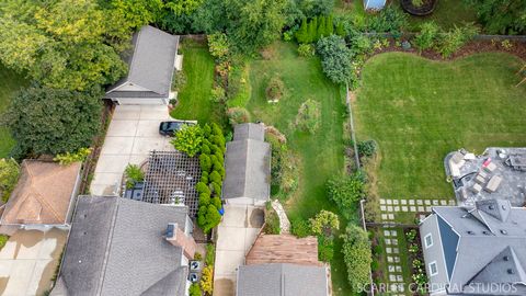Tiny photo for 265 N Main Street, Glen Ellyn, IL 60137 (MLS # 12488737)