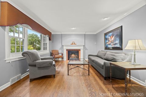 Tiny photo for 265 N Main Street, Glen Ellyn, IL 60137 (MLS # 12488737)