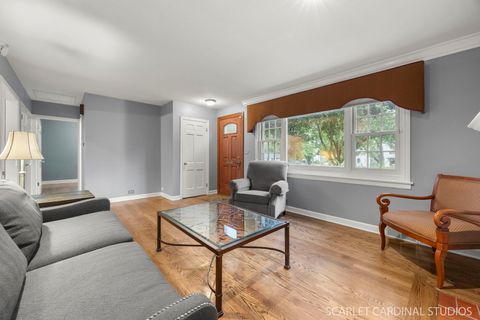 Tiny photo for 265 N Main Street, Glen Ellyn, IL 60137 (MLS # 12488737)