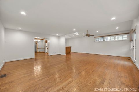 Tiny photo for 265 N Main Street, Glen Ellyn, IL 60137 (MLS # 12488737)