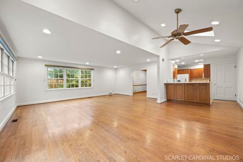 Tiny photo for 265 N Main Street, Glen Ellyn, IL 60137 (MLS # 12488737)