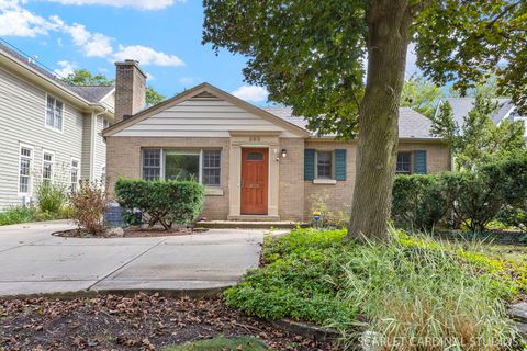 Photo of 265 N Main Street, Glen Ellyn, IL 60137 (MLS # 12488737)