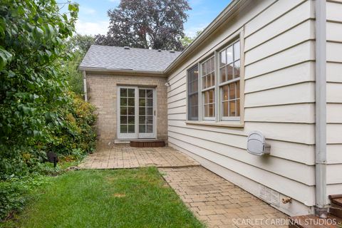 Tiny photo for 265 N Main Street, Glen Ellyn, IL 60137 (MLS # 12488737)