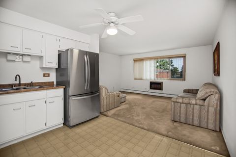 Tiny photo for 2521 N Thatcher Avenue #3A, River Grove, IL 60171 (MLS # 12458829)