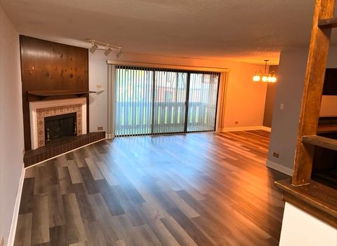 Tiny photo for 8248 Juniper Court #27D, Palos Hills, IL 60465 (MLS # 12583287)