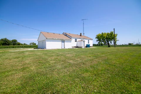 Tiny photo for 1067 E 3100 North Road, Clifton, IL 60927 (MLS # 12720600)