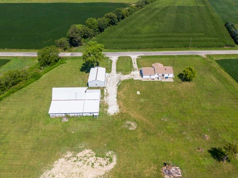 Tiny photo for 1067 E 3100 North Road, Clifton, IL 60927 (MLS # 12720600)