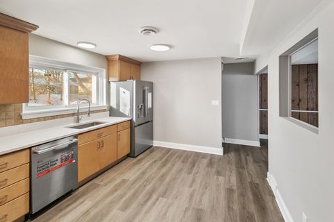 Tiny photo for 3312 W Lake Shore Drive, Wonder Lake, IL 60097 (MLS # 12627987)