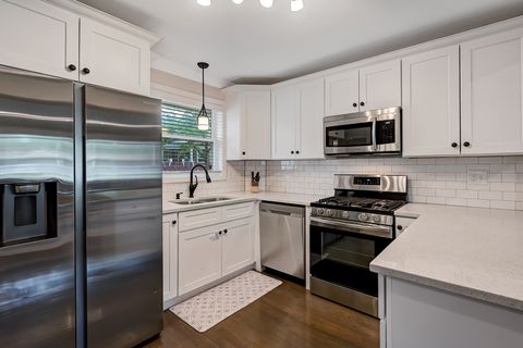 Tiny photo for 3251 Grand Boulevard, Brookfield, IL 60513 (MLS # 12497519)