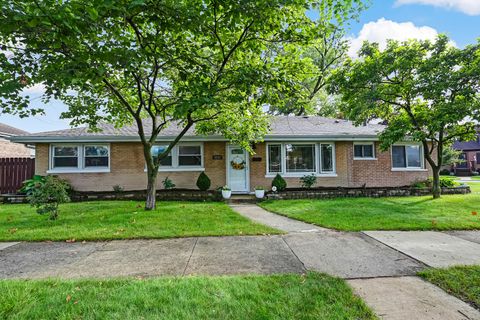 Photo of 3251 Grand Boulevard, Brookfield, IL 60513 (MLS # 12497519) Photo of 3251 Grand Boulevard, Brookfield, IL 60513 (MLS # 12497519)