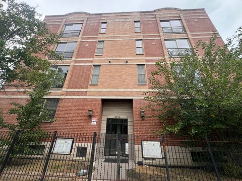 4956 S Vincennes Avenue 1W Chicago IL 60615
