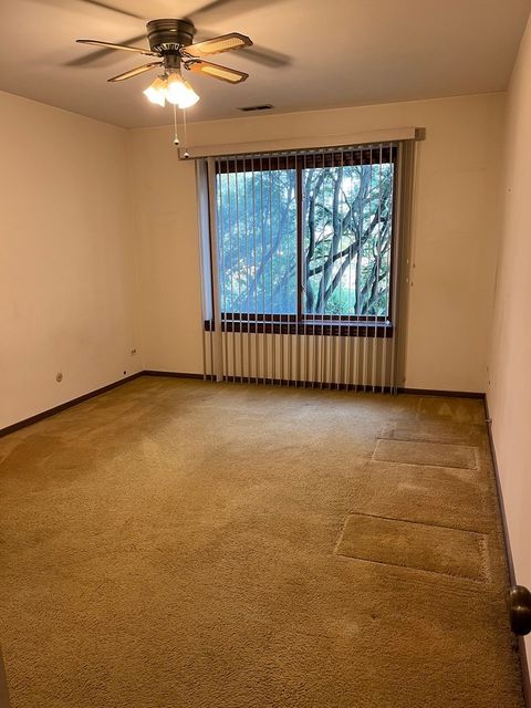Tiny photo for 711 S River Road #401, Des Plaines, IL 60016 (MLS # 12456678)