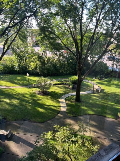 Tiny photo for 711 S River Road #401, Des Plaines, IL 60016 (MLS # 12456678)