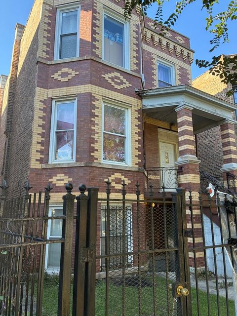 1706 N Springfield Avenue G Chicago IL 60647