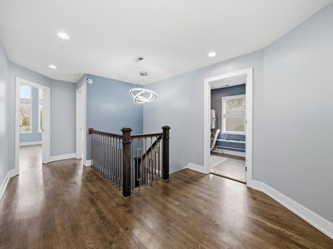 Tiny photo for 10618 Mason Avenue, Chicago Ridge, IL 60415 (MLS # 12530730)