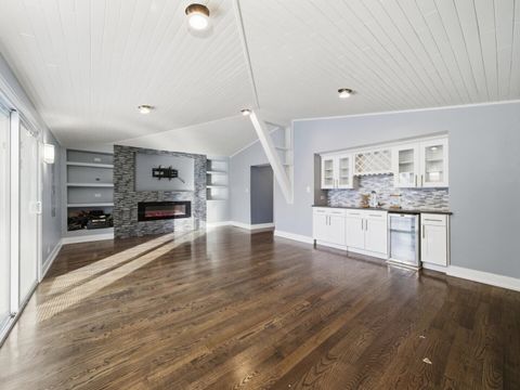 Tiny photo for 10618 Mason Avenue, Chicago Ridge, IL 60415 (MLS # 12530730)